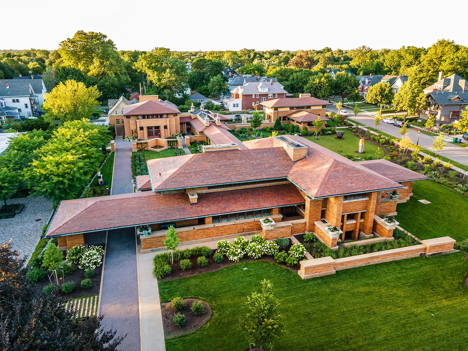 Frank Lloyd Wright's Martin House: A Prairie Style Gem